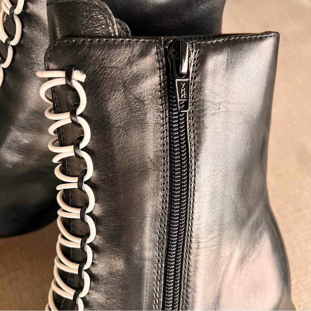 Tamara London Blade Pointed Toe Leather Boots Black and White Size 37 or US 6.5 - Picture 5 of 16